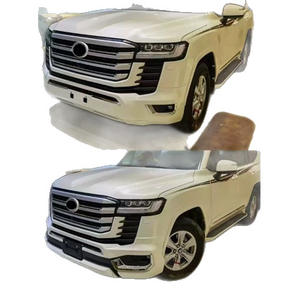 Kit de Mejora de Parachoques Delantero y Trasero en Blanco Perla para Toyota LC300 Land Cruiser 2022-2025 - Product Image 3