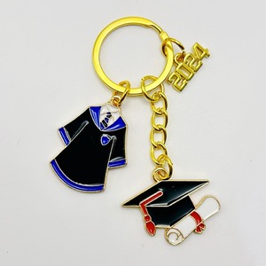 2024 Wholesale Alloy Harry Magic Bit Student Key Chains School Uniform Graduation Hat Must Pass the Examination Pendant Keychain