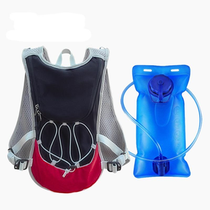 เสื้อกั๊กจักรยานน้ำหนักเบาแบบกำหนดเอง ผลิตจากโพลีเอสเตอร์ พร้อมระบบใส่ถุงน้ำ กระเป๋าเป้สะพายหลังสำหรับเล่นกีฬาแบบลำลอง กระเป๋าสำหรับวิ่งออกกำลังกายกลางแจ้ง - Product Image 1