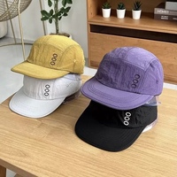 Casquettes en nylon à 5 panneaux brodées sur mesure - Style streetwear hip-hop, design sportif vintage