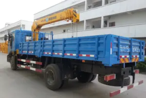 6.3 Tons Truck Mounted Crane 4 Section Telescopic Boom Crane Truck For Sale