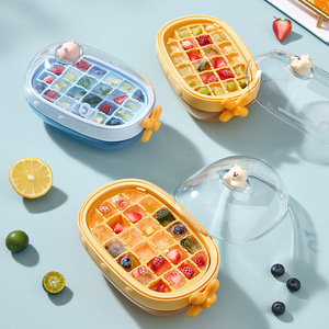 Molde para cubitos de hielo con tapa, bandeja de hielo manual de plástico de calidad alimentaria para hacer hielo en casa, opciones de color azul y amarillo - Product Image 1