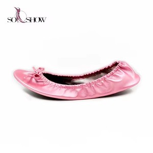 <span class=keywords><strong>Scarpe</strong></span> da Donna Ballerine Pieghevoli Portatili Rosa per Matrimoni e Feste - Product Image 3