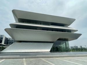 Paneles de Muro Cortina de Aluminio Contemporáneos con Superficie Anodizada Anticorrosión para Aplicaciones Exteriores en Edificios - Product Image 2