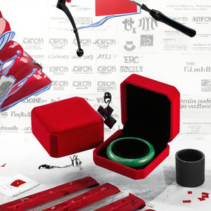 Popular Square Velvet Jewelry Bracelet Bangle <b>Display</b> Storage Case Organizer <b>Box</b> 9x9x4CM - Product Image 3