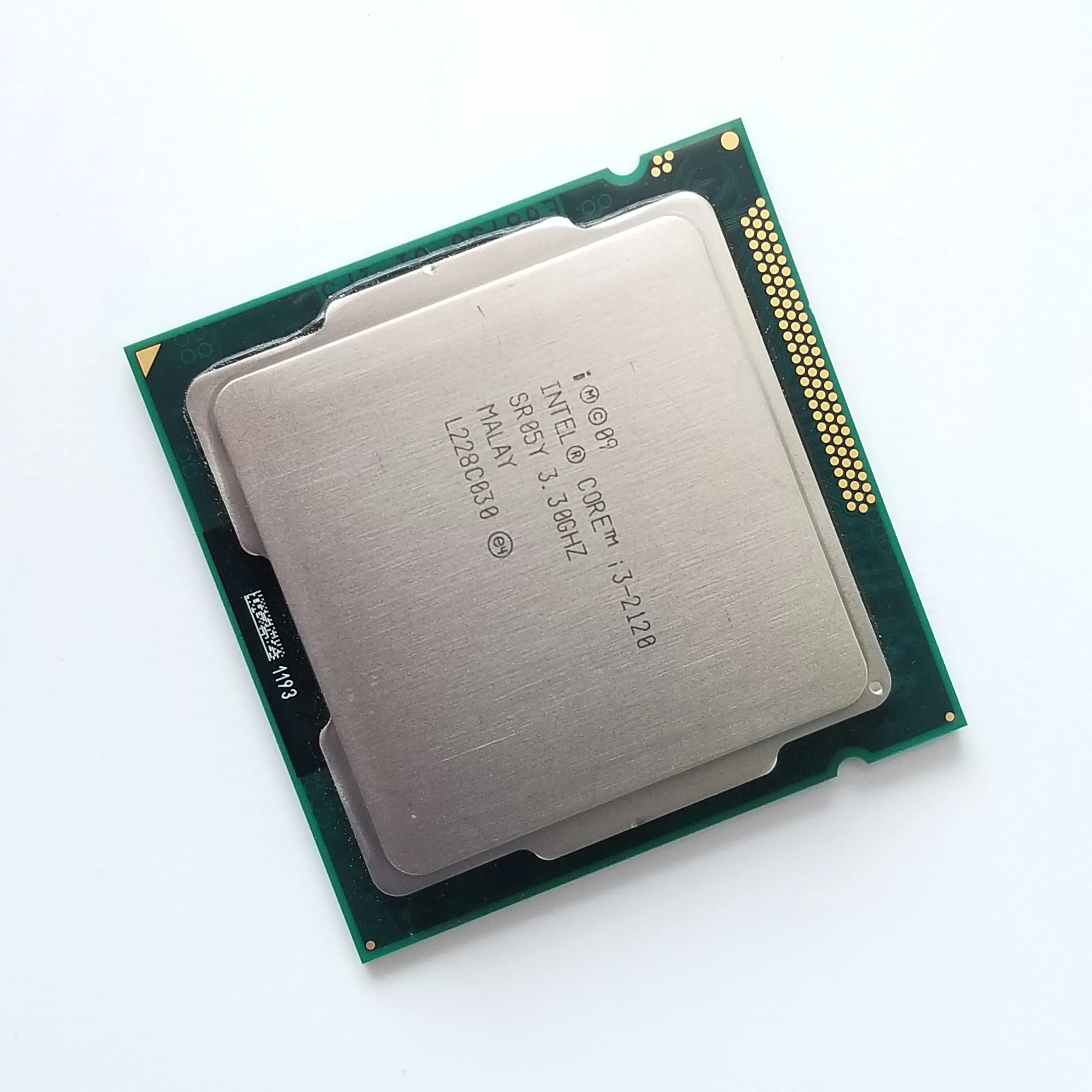 Used Intel i3 2120 computer processor LGA1155 Dual core 3.3GHz