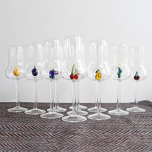 Soffiato a stelo lungo in cristallo di vetro liquore <span class=keywords><strong>Grappa</strong></span> Riserva bicchieri di vino con decorazione di frutta colorata tazza di vetro per festa di nozze - Product Image 2