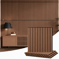 Panneau acoustique en lattes de bois traditionnelles, lattes décoratives Akupanel insonorisantes pour restaurant moderne, salon, entrepôt, mur