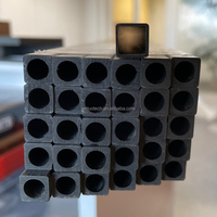 Tube carré en fibre de carbone pultrudé