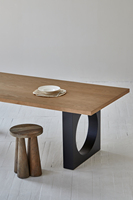 Meubles de luxe Décoration de table géométrique Table à manger moderne nordique en bois de chêne massif Ensemble de 8 places