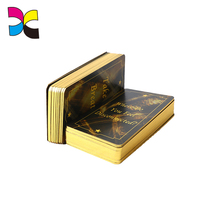 Cartes à jouer de luxe durables pour tarot et poker Carte à jouer recyclable en feuille d'or Bord en papier étanche et personnalisable avec logo