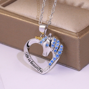 Collar con Colgante de Corazón de Unicornio de Lujo, Joyería Inspiradora con la Frase "La Vida es Hermosa", Collar de Circonita Azul para Niñas, Venta al por Mayor - Product Image 2