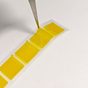 Cinta Adhesiva de Alta Temperatura Gold Finger PI, Aislamiento de PET Marrón para Electrónica - Product Image 2