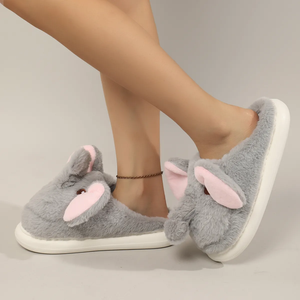 Nouvelles bottes d'hiver 2025 pour femmes, pantoufles d'hiver en peluche chaude en coton avec semelle extérieure souple en TPR, chaussures d'intérieur post-partum - Product Image 4