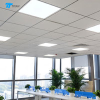 Tuiles de plafond acoustiques en fibre de verre Titan NRC 0.9 Classe A ignifuges, panneaux insonorisants légers