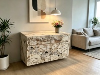 Table de rangement moderne en marbre Pierre de Pandore avec surface polie, caractéristique imperméable, design graphique pour usage intérieur domestique