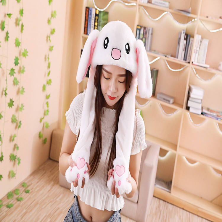 1 Broderie lapin blanc