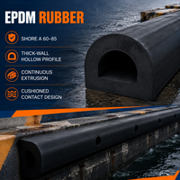 Bavette en caoutchouc EPDM de type D, longueur personnalisée, résistante à l'eau salée et à l'ozone, installation par boulons, protection pour quais de chantier naval