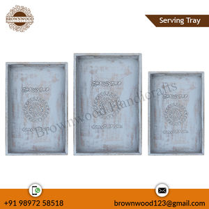 Bandeja de madera tallada éxito de ventas diseño personalizado bandejas de servicio rectangulares talladas de madera de mango macizo Juego de 3 para decoración y uso de servicio - Product Image 3