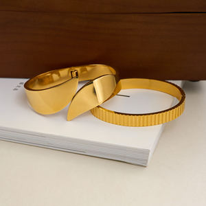 Nuova striscia di tendenza VINTAGE Regno Unito VOGUE chiaro zircone SUPER brillante braccialetto Dazan nuovi in oro placcato 18k gioielli di lusso in acciaio inossidabile - Product Image 6