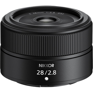Lente Zoom Compacto NIKKOR Z 28mm F/2.8 con Enfoque Automático para Cámaras sin Espejo de la Serie Z que No son Full-Frame - Product Image 1