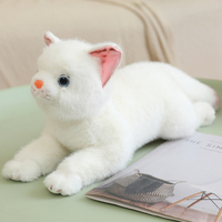 Peluche de chat persan réaliste en cinq nuances différentes, avec des caractéristiques réalistes délicates, compagnon confortable et cadeau adorable pour les fans de chats