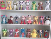 Vente en gros économique : Poupées pour machine à griffes 20 cm, assortiment de jouets porte-clés en peluche, peluches en coton doux et très douces