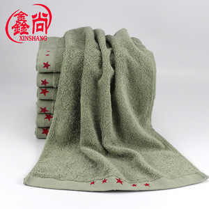 Serviette en coton vert militaire 35x85 cm avec étoiles rouges pour la formation militaire des étudiants et le team building - Product Image 3