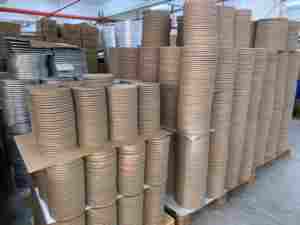 Großhandel 12\" Runde Geriffelte Goldene Tortenunterlage Fettabweisende Platte für Pizza & Kekse mit Goldfolie & Prägedruck - Product Image 3