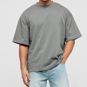 Camiseta de Hombre, Talla Grande, Color Gris Sólido, 100% Algodón, Manga Corta, Cuello Redondo, Casual, 190GSM, Corte Regular, Diseño Liso - Product Image 5