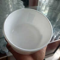 Bocaux à bougies en verre de 24 oz aux couleurs personnalisées avec couvercles en aluminium et étiquettes estampées or sérigraphiées pour la décoration intérieure DIY