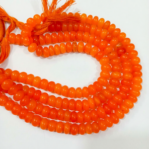 Perles en pierre de calcédoine orange naturelle, simples, 8 mm, vendues par brin de 8 pouces - Product Image 1