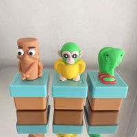 Vente en gros usine Porte-clés Fidget Clicker en bois, jouet de décompression, avec bouton sonore et lumière LED, Tung Tung Tung Sahur