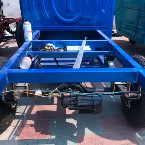 Tricycle à moteur à trois roues de 200 cm3 avec cabine pour passagers, certifié EEC, essence, type de conduite électrique - Product Image 4