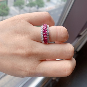 เครื่องประดับแฟชั่น แหวนทองแดงชุบทองประดับพลอยคอรันดัมสีแดง หยกเลือด และเพทาย สำหรับผู้หญิง สไตล์อินเทรนด์ เหมาะกับแฟชั่นสตรีทสุดฮิต - Product Image 3