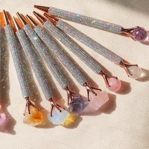 Stylo à bille artisanal en cristal naturel et pierres brutes, diamants, cadeau de mariage ou de bureau - Product Image 5