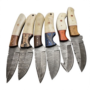 Couteaux Rajput à lame fixe en acier Damas, manche en bois Pakka bleu, garantie de 3 ans - Personnalisable pour la chasse - Product Image 2