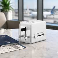 Adaptor Universal Multi-Negara Siap Kirim dengan USB-C USB-A 2.1A, charger perjalanan dengan colokan UK US EU AU untuk pengisian daya