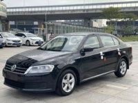 Volkswagen Lavida 2013 Édition Classique Améliorée 1.6L Manuelle, Boîte 5 Vitesses, Traction Avant, Berline Compacte d'Occasion à Essence