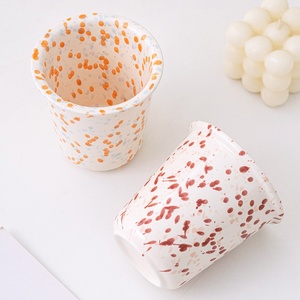 Tasse en céramique portable au design moderne sans poignée pour thé café jus lait - Product Image 4