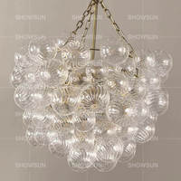 Lustre en verre simple de 66 pouces de largeur pour entrées, salles à manger, salons modernes, forme ronde, boule de verre transparente