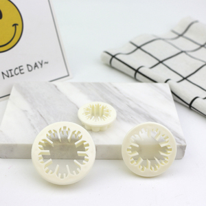 Lớn Hơn Hoa Cẩm Chướng <span class=keywords><strong>Cutter</strong></span> <span class=keywords><strong>Set</strong></span> Của 3 Cái Kẹo Cao Su Dán Hoa Bánh Trang Trí <span class=keywords><strong>Cutter</strong></span> Fondant Khuôn Công Cụ Đường/ - Product Image 3