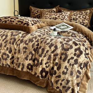 Juego de ropa de cama de terciopelo esponjoso Rosa tamaño Queen Otoño Invierno edredón de franela suave y cálido juego de funda nórdica Reversible de lana de felpa - Product Image 5