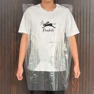 Custom-made <b>disposable</b> <b>aprons</b>, waterproof plastic <b>aprons</b>, transparent PE, popular in foreign trade, suitable for painting, - Product Image 3