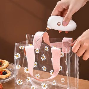 2024 OEM Culi thân thiện với môi mini điện Whisk cầm tay di động uống Mixer Pin hoạt động sữa Frother Culi màu sắc không có đứng - Product Image 6