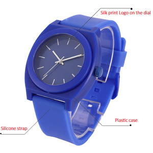 BOMAXE 해군 플라스틱 베젤 없음 브랜드 핫 세일 자신의 가장 저렴한 톱 <span class=keywords><strong>10</strong></span> 여성 중국 고무 실리콘 스트랩 시계 디자인 - Product Image 3
