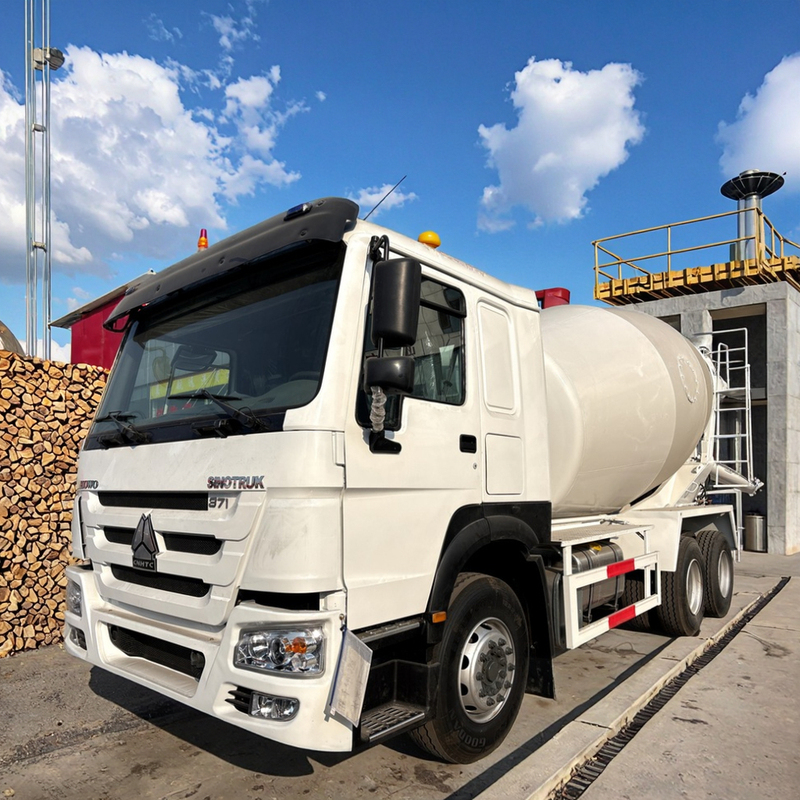 Used Sinotruk HOWO 6x4 12cbm Concrete