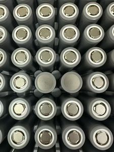 Pin Lithium-ion loại A BAK INR21700 50D 3.6V 5000mAh 18Wh, cung cấp số lượng lớn, dùng cho bộ pin tự chế & trạm điện di động - Product Image 5