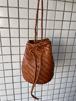 Bolso de Mano para Mujer, Diseño 2025, Tejido en Cuero, Tipo Cubo, Piel de Vacuno, Diseño en Cuero Genuino