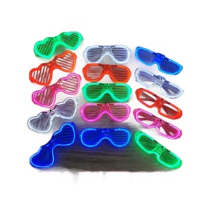 Gafas de sol LED de corazón Beckon OEM para Navidad y Halloween, estilo persiana veneciana, montura cuadrada, recuerdos de fiesta para cumpleaños - Product Image 1